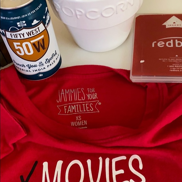 JAMMIES FOR YOUR FAMILIES Quarantine Costume - Picture 7 of 8